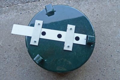 P1010106.jpg (152.65 KiB) Viewed 3871 times Newly added bottom vent control made of old server rack blanking plates. Viewed from underneath